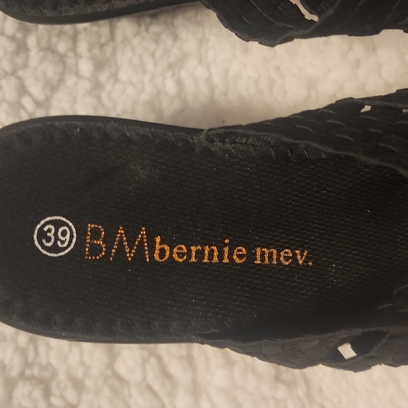BM Bernie Mev Black Slip on Sandle Heels - Picture 2 of 4